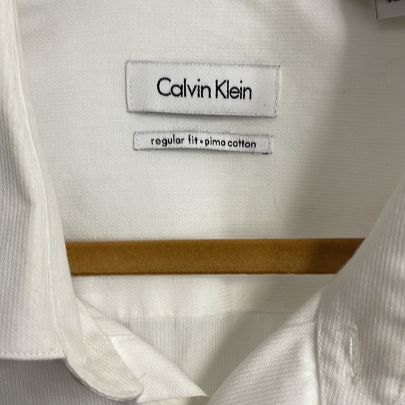 Calvin Klein white dress shirt length 31” chest 26” - Picture 2 of 4